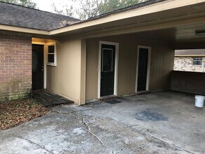 Building Photo - 3BR 2BA Jason Dr. Denham Springs