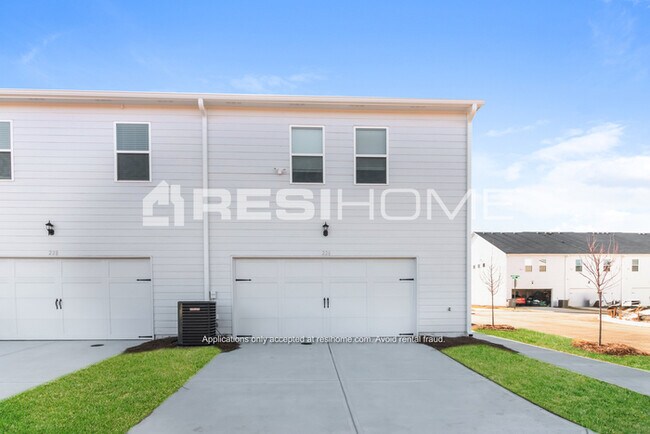 Building Photo - 144 Bear Cir