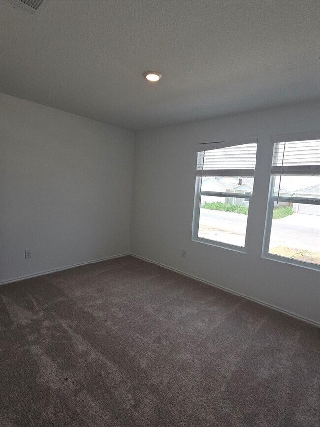 Building Photo - 2312 Dust Devil Dr