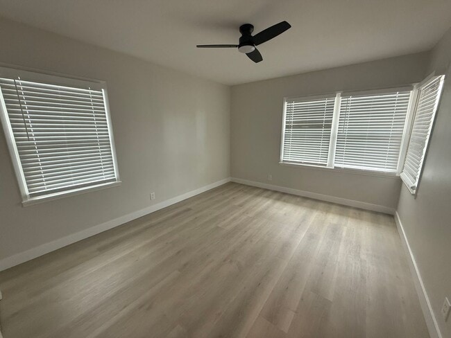 Building Photo - Newly remodeled 3 bedroom 2 bath