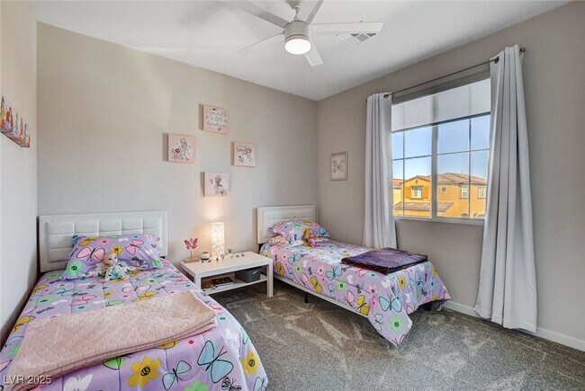 Building Photo - 871 Benning St