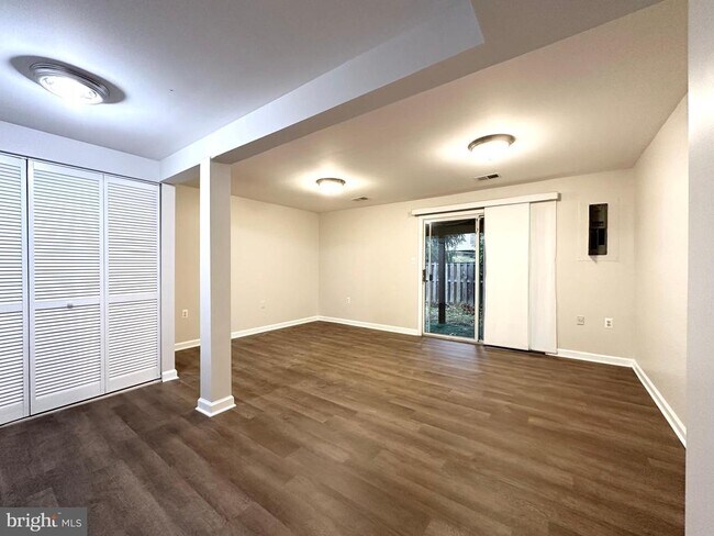 Building Photo - 5700 Medallion Ct