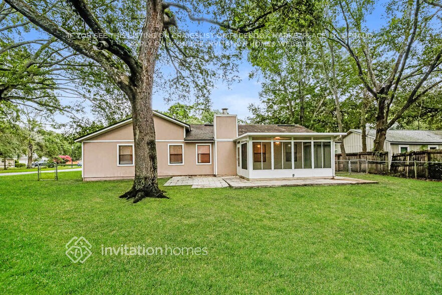 Building Photo - 11310 Rustic Wheel Ct