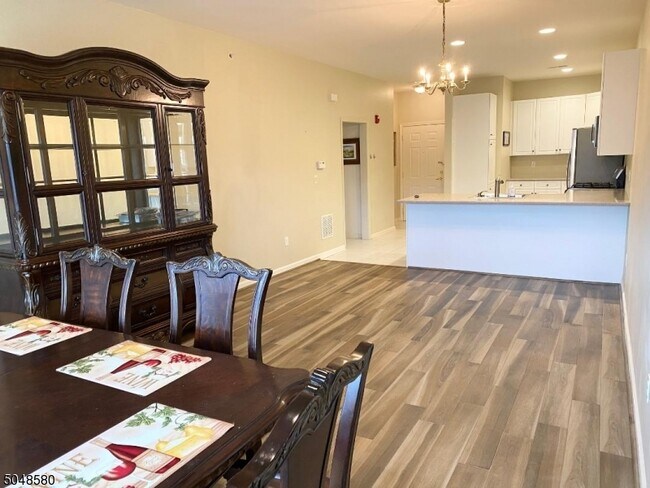 Building Photo - 3407 Pointe Gate Dr