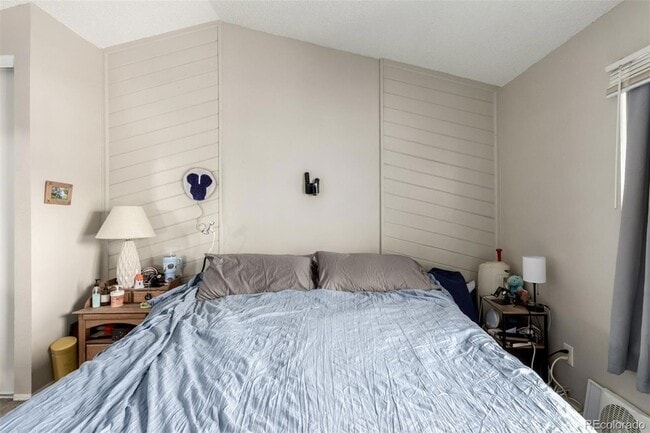 Building Photo - 6708 S Holland Way