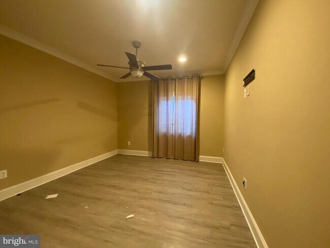 Building Photo - 2163 Potomac River Blvd