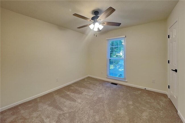 Building Photo - 4928 Olde Mill Dr