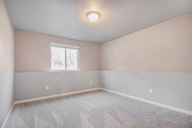 Building Photo - 6919 W Galway Cir