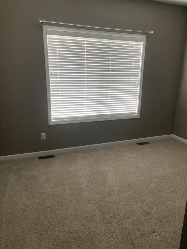 Building Photo - 16008 Springbrook Trl