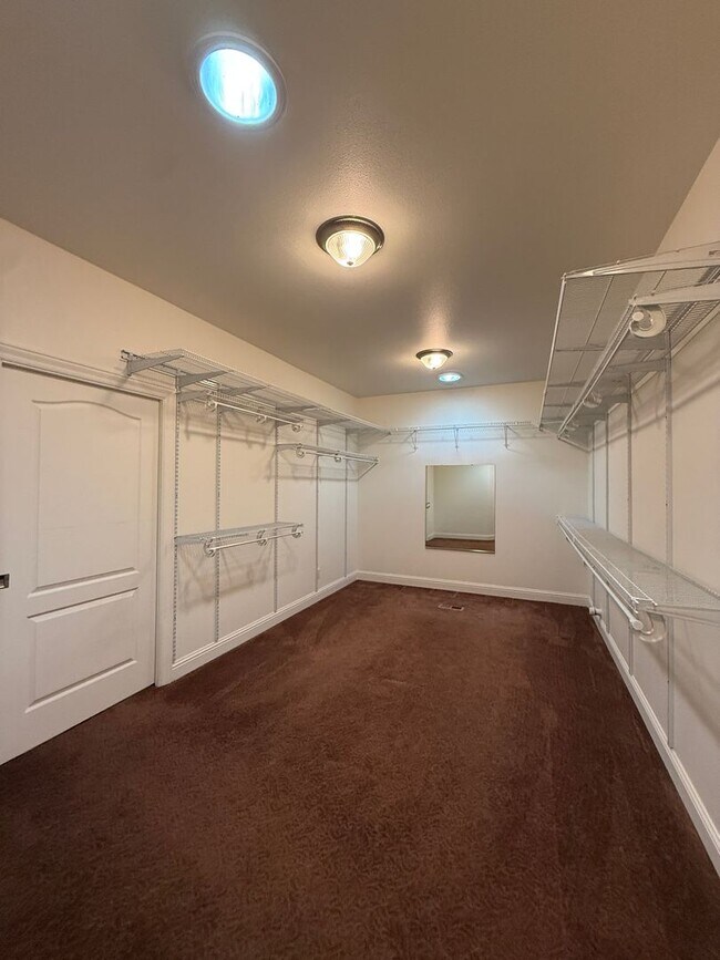 Building Photo - Beautiful Orcutt Custom Home in Solomon Estates on Approx One Acre