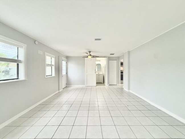 Building Photo - 15613 Gulf Blvd