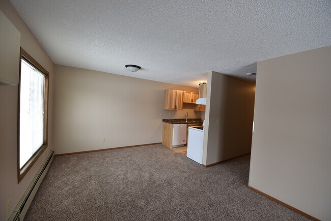 Building Photo - 924 4th St SW