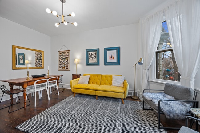 Building Photo - 2148 W Belle Plaine Ave