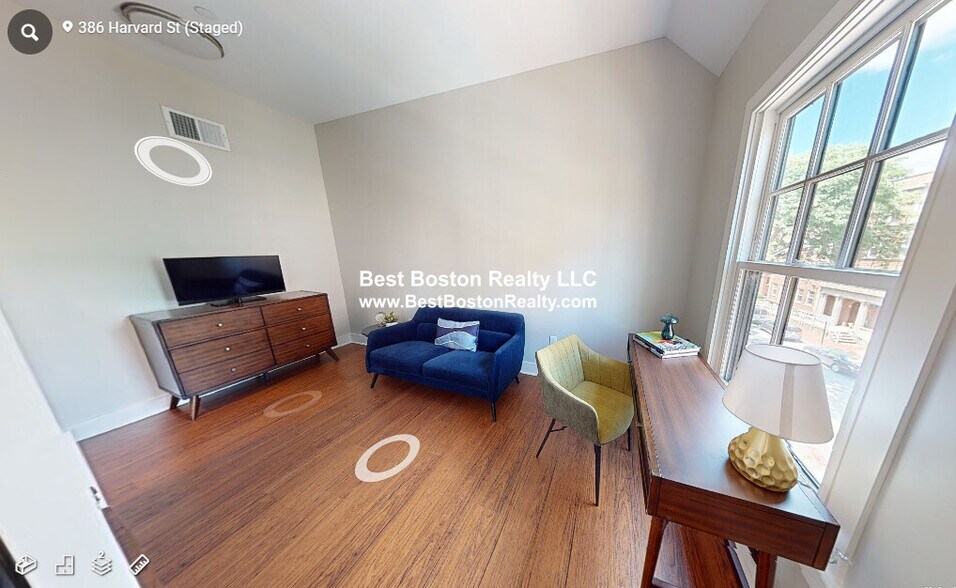 Building Photo - 386 Harvard St