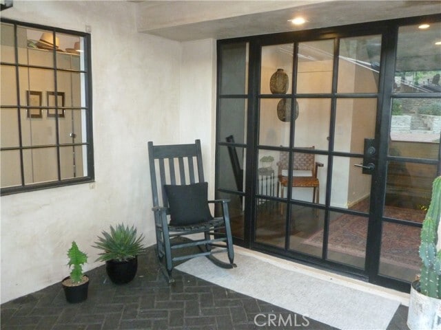 Building Photo - 1094 Acanto Pl