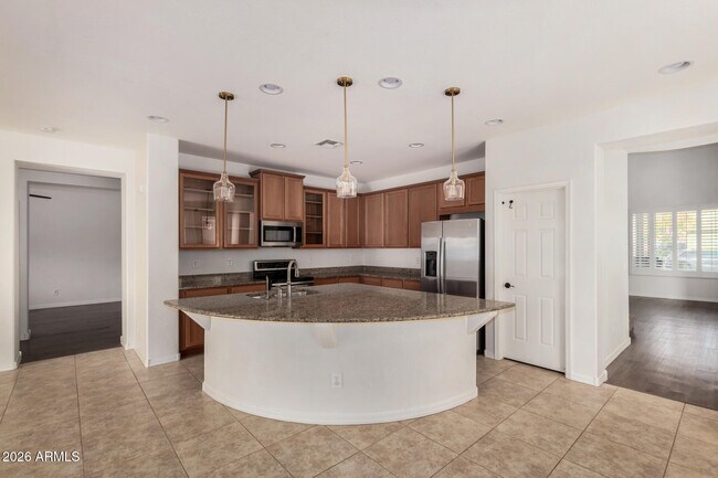 Building Photo - 3751 E Palo Verde St