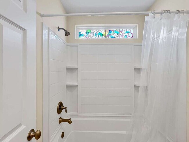 Building Photo - 663 Wyndham Way