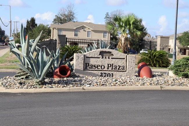 Building Photo - Paseo Plaza