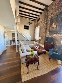Building Photo - Historic Downtown Fully Furnished 2 Bedroom Condo
