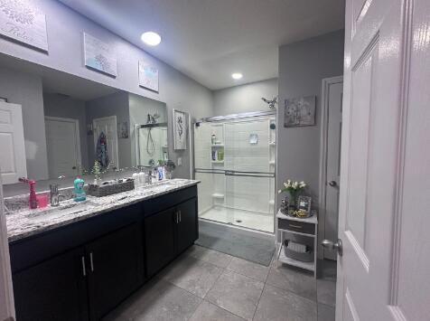 Building Photo - 4609 SW Babylon St