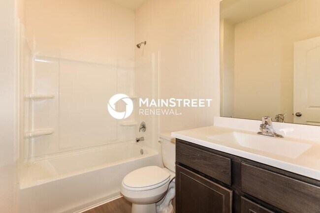 Building Photo - 3 Bedroom Pet-Friendly Home in Magnolia, TX with Main Street Renewal
