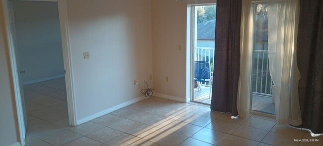 Building Photo - 2 bedroom condo in Holly Hill with covered parking