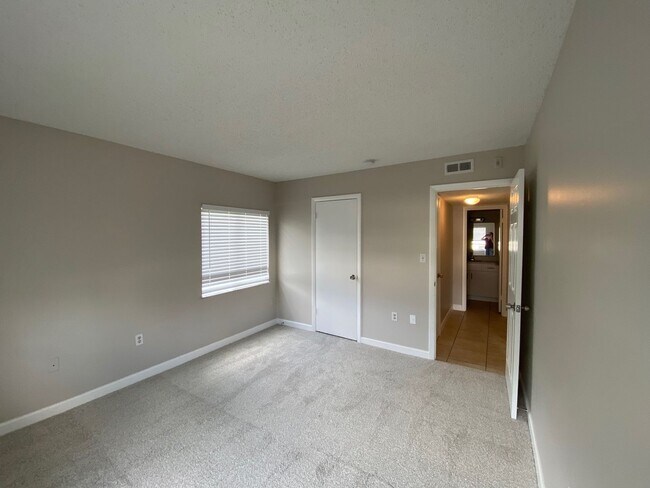 Building Photo - Newly Remodeled 1 bedroom/1 bath in Altamo...