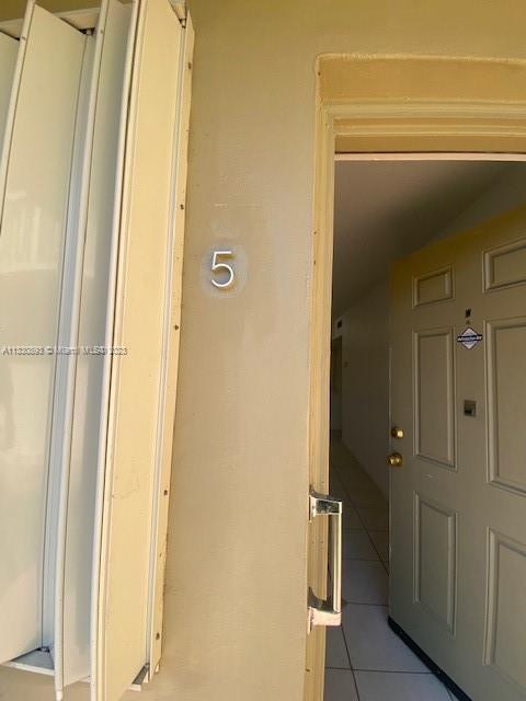 Building Photo - 1350 NE 119th St