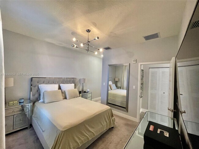 Building Photo - 7825 NW 104th Ave