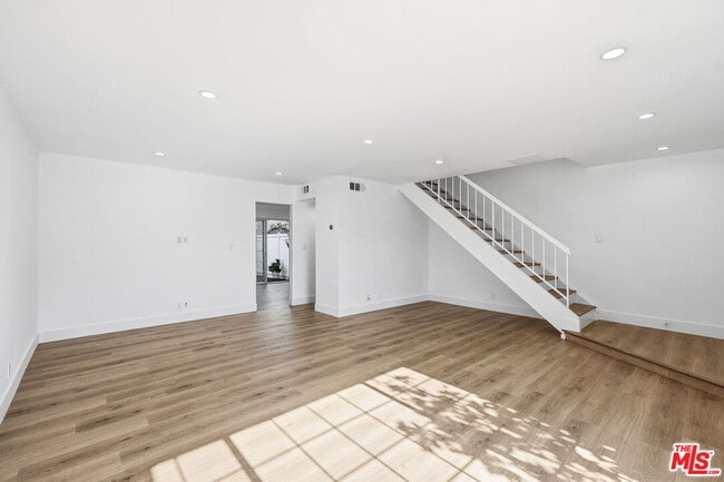 Building Photo - 19111 Hamlin St