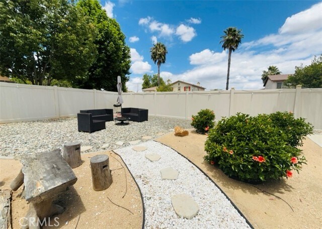 Building Photo - 15425 Brasa Ln