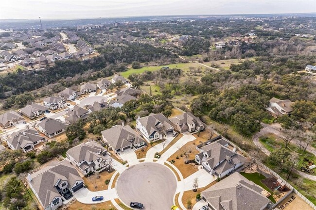 Building Photo - 325 Cumberland Cv