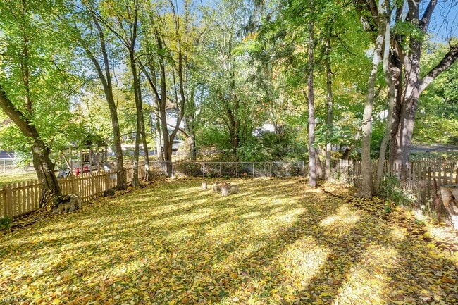 Building Photo - 4 br, 2 bath House - 809 Hillcrest Drive