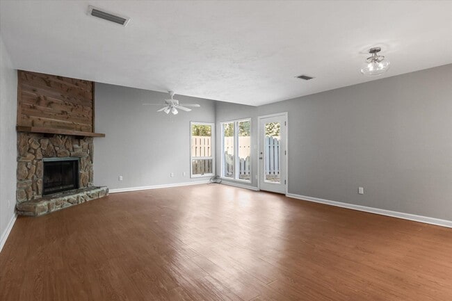 Building Photo - 3108 Ironwood Dr