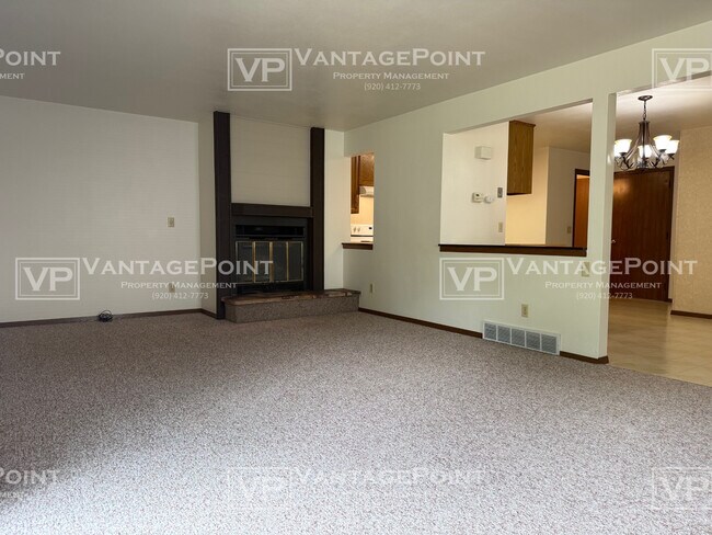 Building Photo - 1630 N Whitney Dr