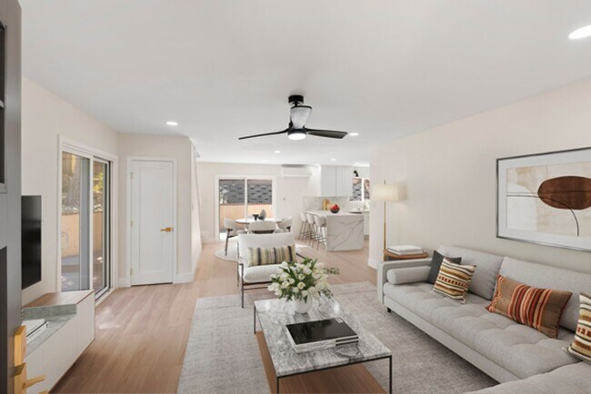 Building Photo - 3646 Curlew St