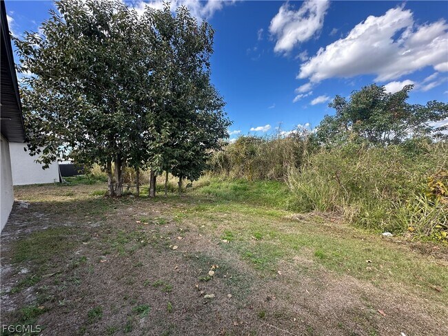 Building Photo - 136 Francis Ave