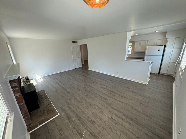 Building Photo - 3 bedroom | 2 bathroom | Citrus Heights Single Family Home