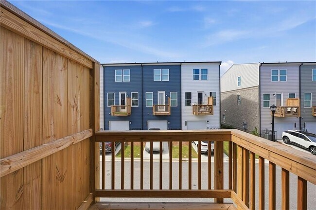Building Photo - 1422 Creekside Cir NW