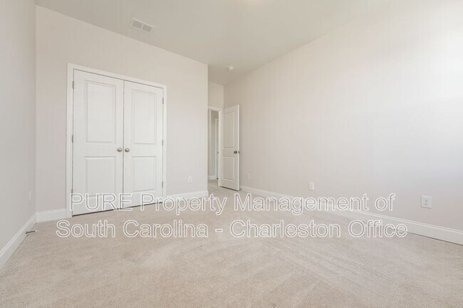 Building Photo - 117 Patterson Ave