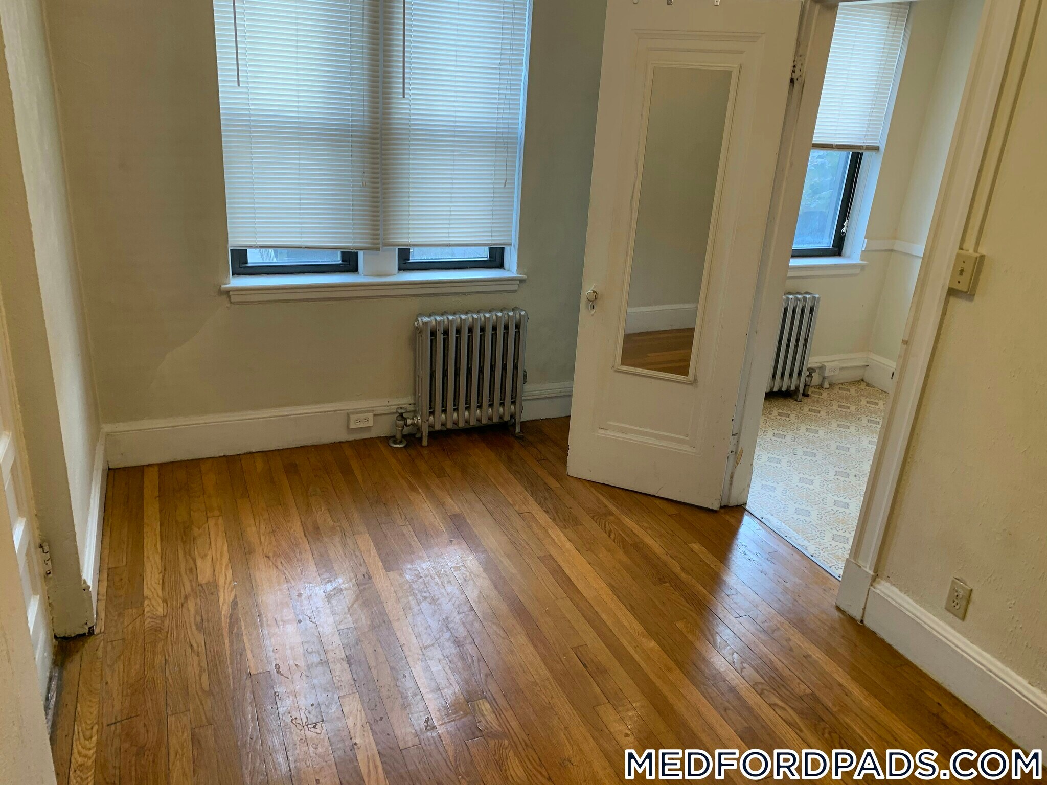 Building Photo - 53 Fellsway W