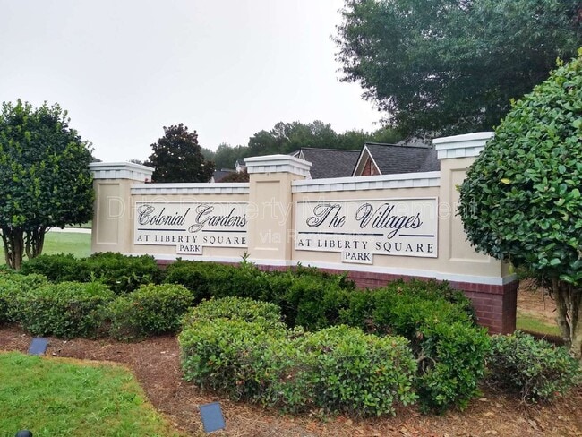 Building Photo - 925 Revere Way