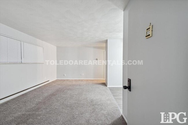 Interior Photo - Secor Woods