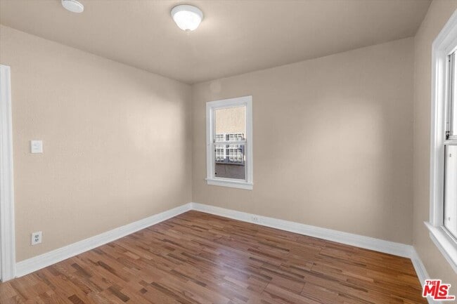 Building Photo - 7818 Dalton Ave