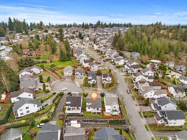 Building Photo - Beautiful 3 bedroom 2.5 bathroom Lake Stevens home!