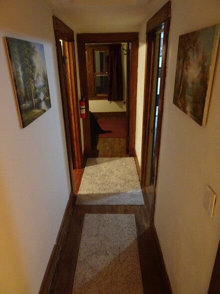 Building Photo - 718 Cliff St