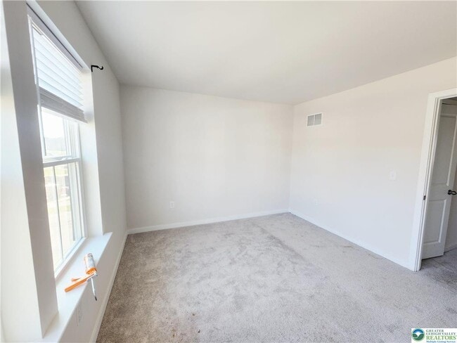 Building Photo - 7699 Clayton Ave