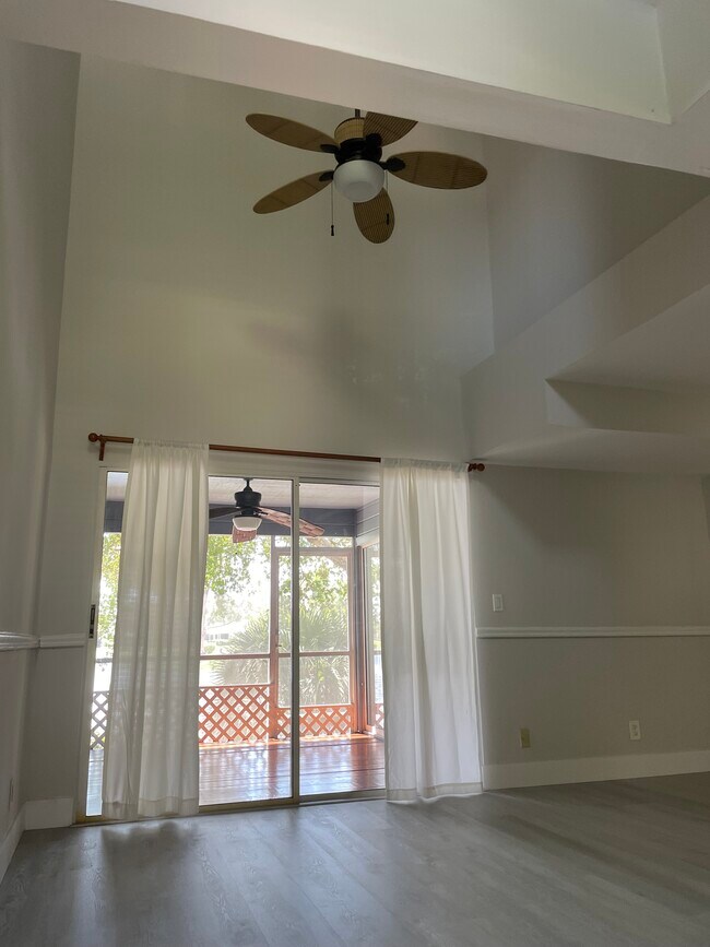 Building Photo - 5276 Buckhead Cir