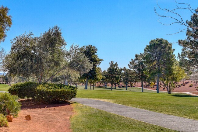 Building Photo - 5053 Cedar Lawn Way