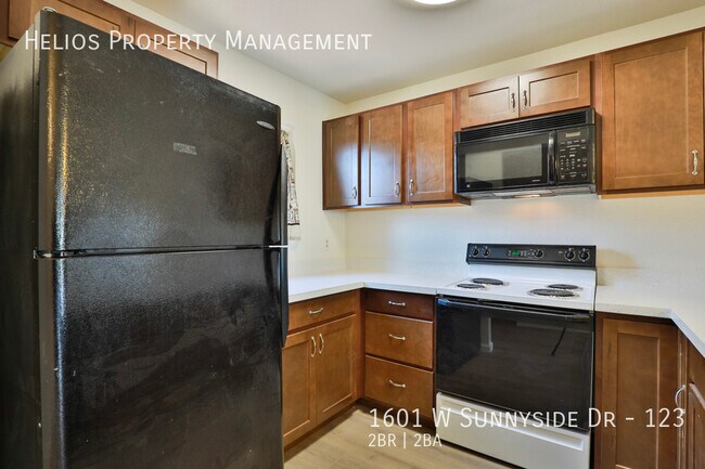 Building Photo - 1601 W Sunnyside Dr